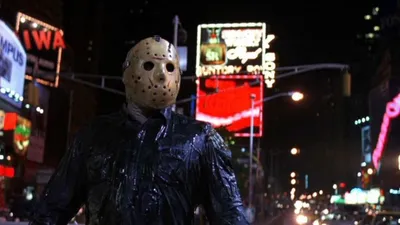 13. Cuma 8: Jason Manhattan'da izle